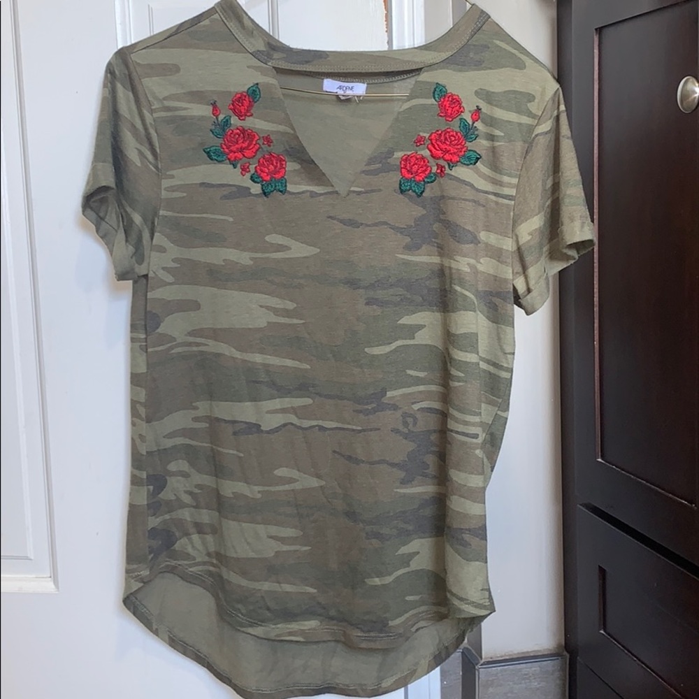 Camo Tee